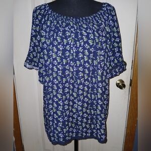 Women's Susane Betro Floral Blouse Size Medium